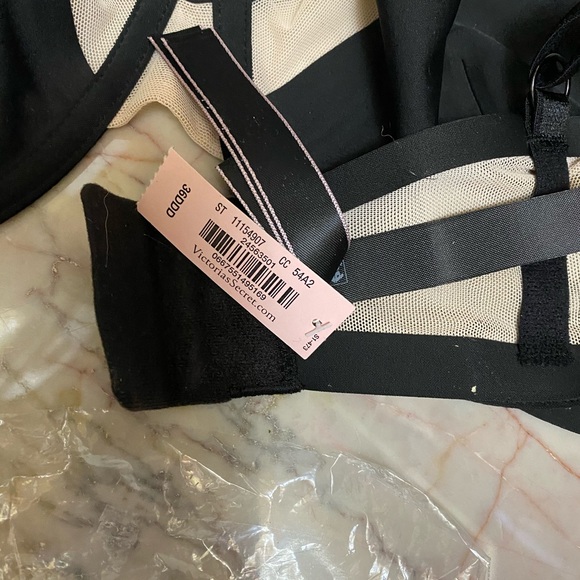 Victoria Secret unlined mesh Demi bra NWT - Picture 4 of 8